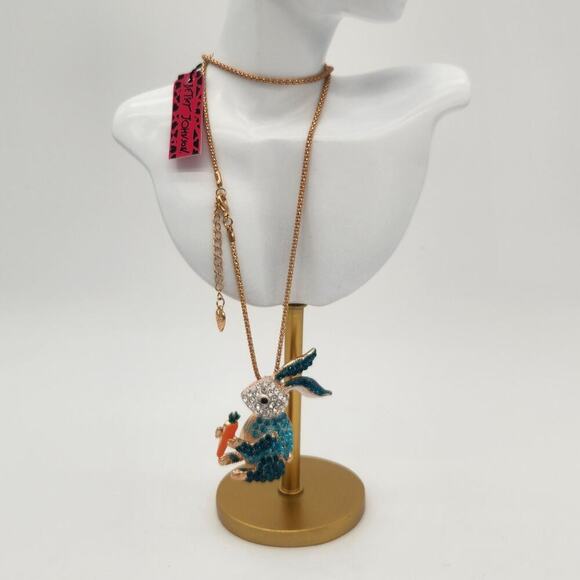 NWT Betsey Johnson Jeweled Bunny Carrot 24" Goldtone‎ Chain Lobster Claw Clasp - Picture 1 of 9